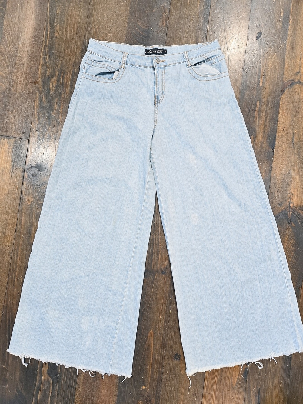 Jeans D Women’s Size 11 Y2K Light Wash Rhinestone Wide Bell Leg Jeans Raw Hem